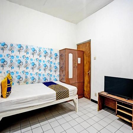 Spot On 92652 Meir E-Homestay 2 Surabaya Exterior photo